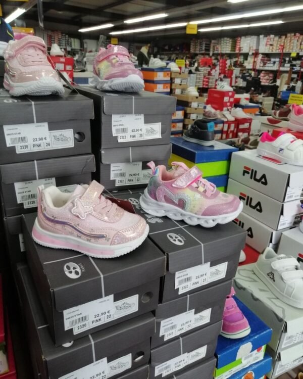 Children shoe pallets wholesale