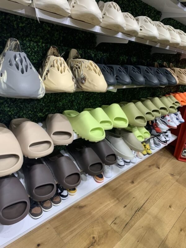 Yeezy slides pallets wholesale