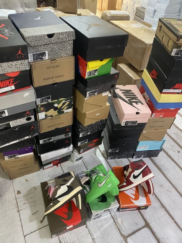 Nike & Jordan Shoes Pallets